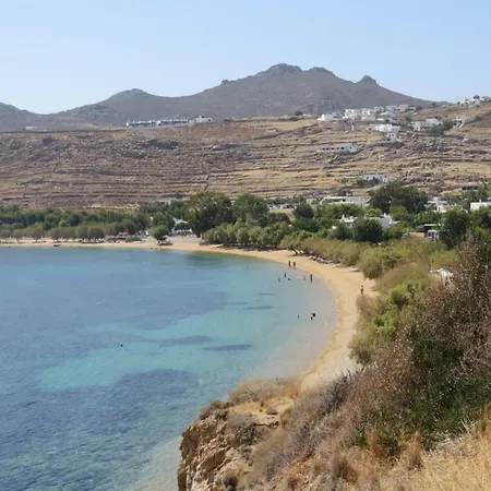 Homes Serifos Town